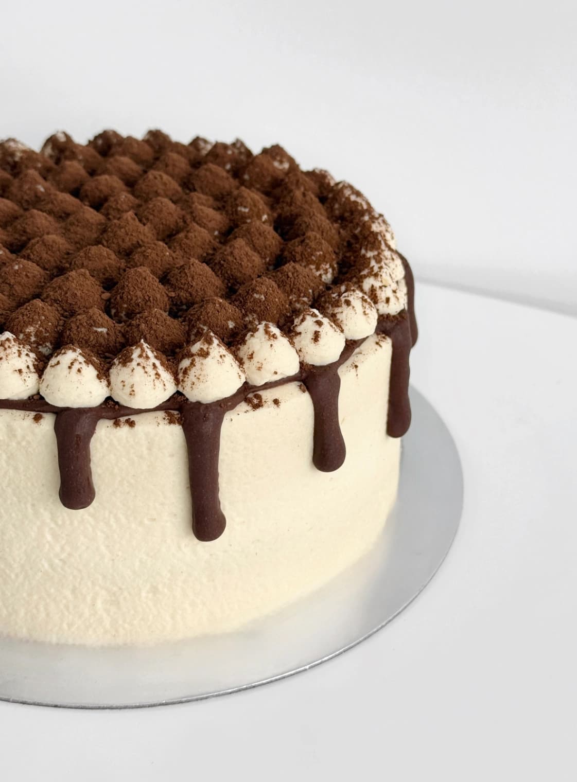 Tiramisu Cake from vvbakes
